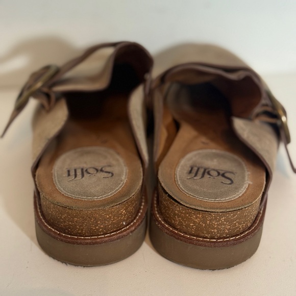 Sofft size 9.5 Billie clog suede slip on loafer round toebed heel 1.5” Loafer - Picture 2 of 7